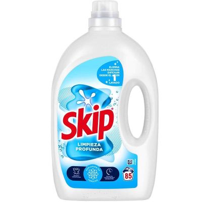 Универсална течна прах Skip Active Clean 85пр 3.85л